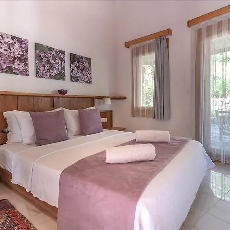 Yenice Vadi Dogal Yasam Koyu * Mugla